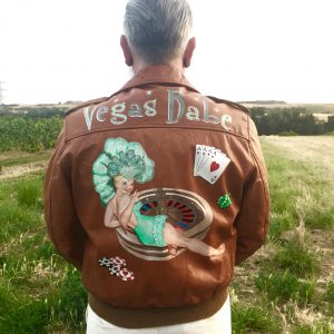 Sie wünschen sich eine Verschönerung Ihrer Bikerjacke, Fliegerjacke oder Lederjacke? Wir bemalen auch Ihre Jacke!